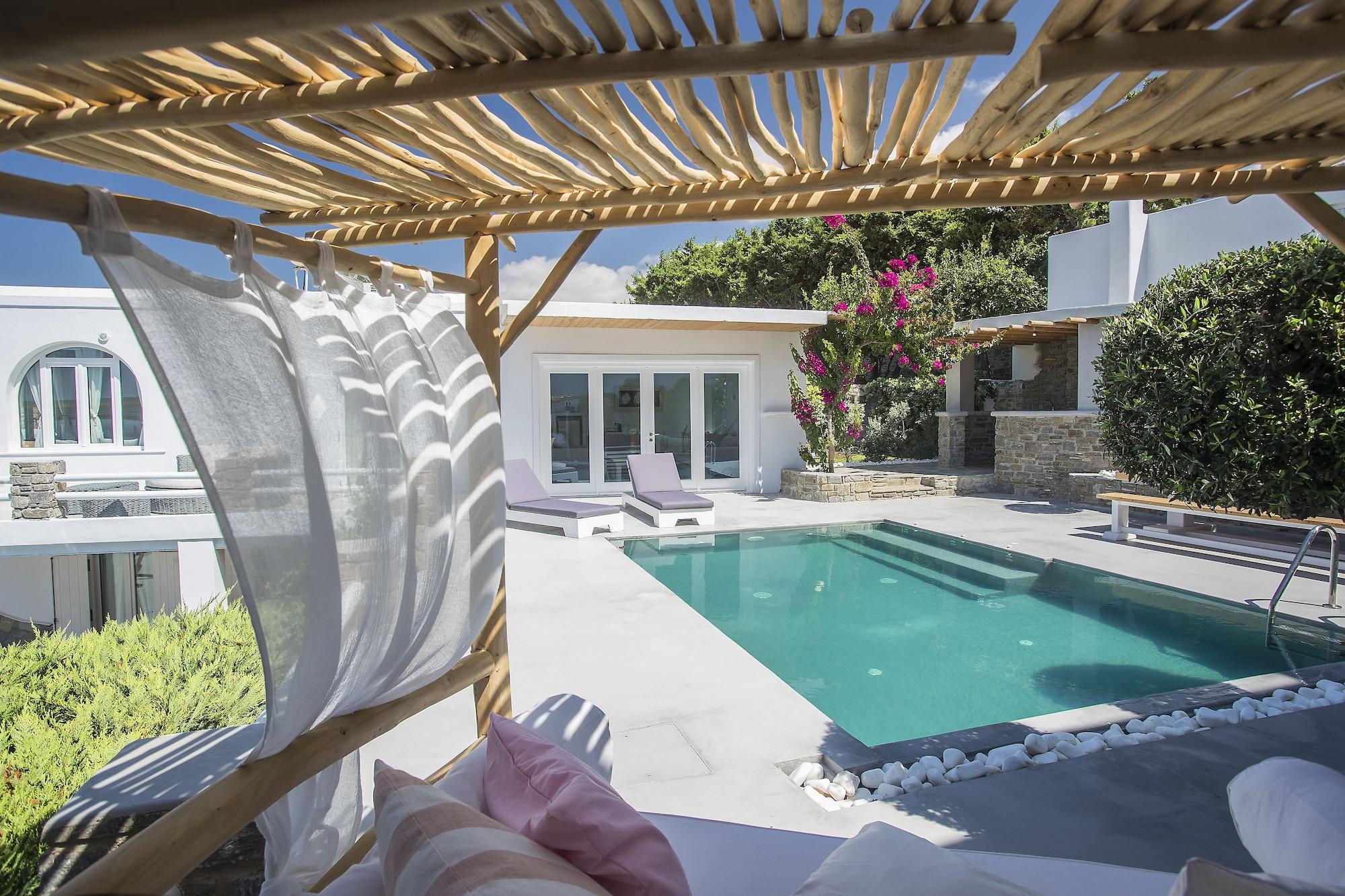 Paros Palace Buitenkant foto