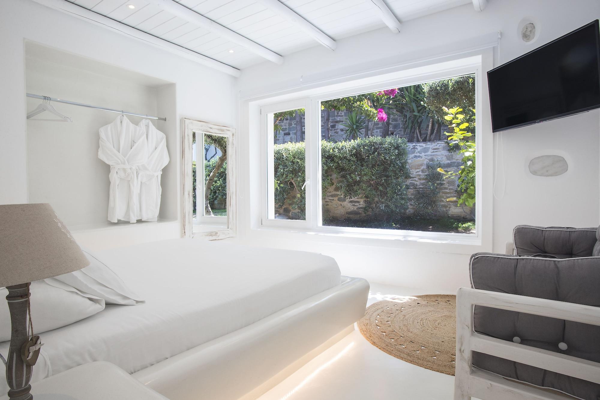Paros Palace Buitenkant foto