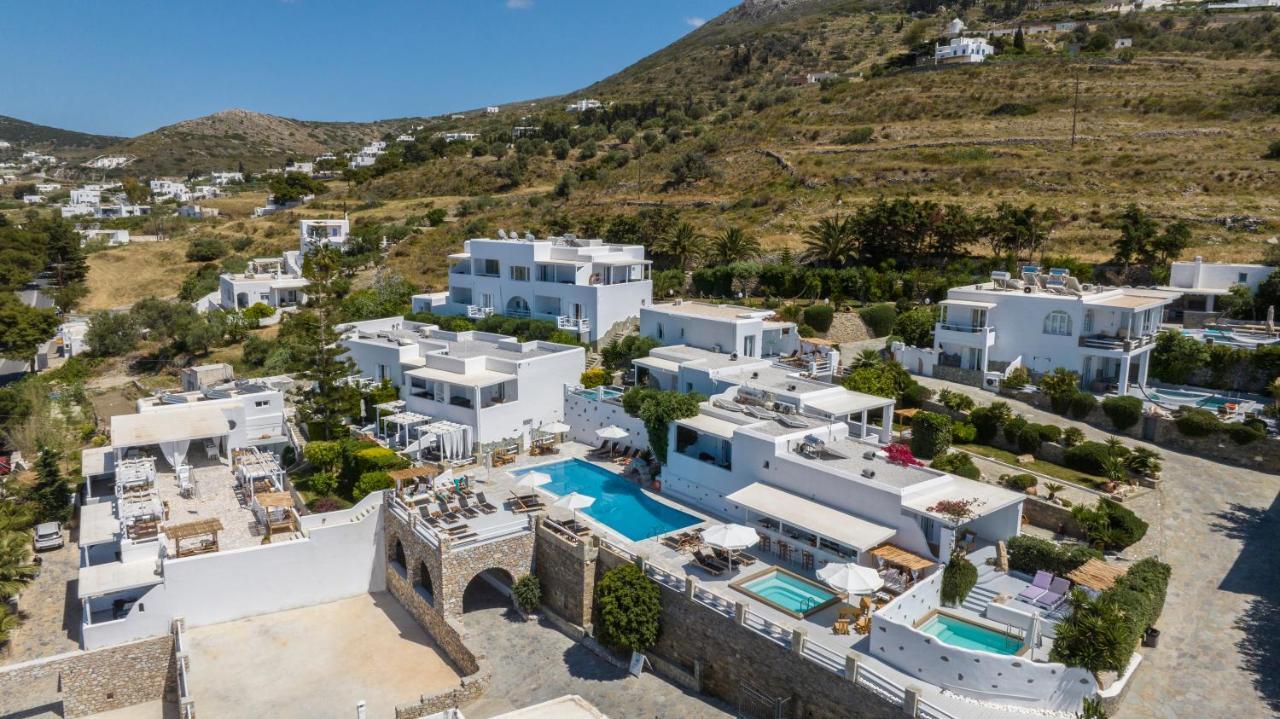 Paros Palace Buitenkant foto