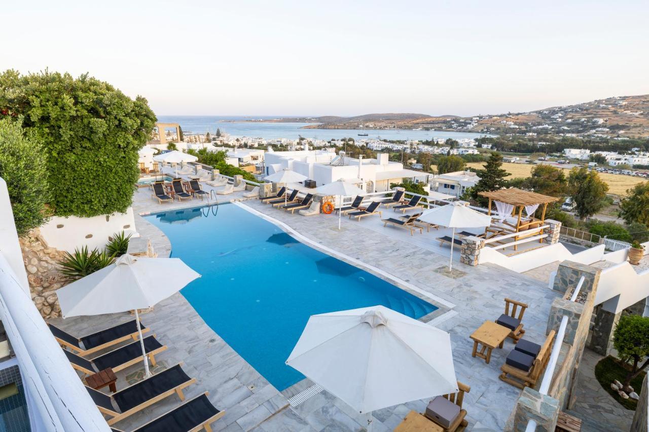 Paros Palace Buitenkant foto