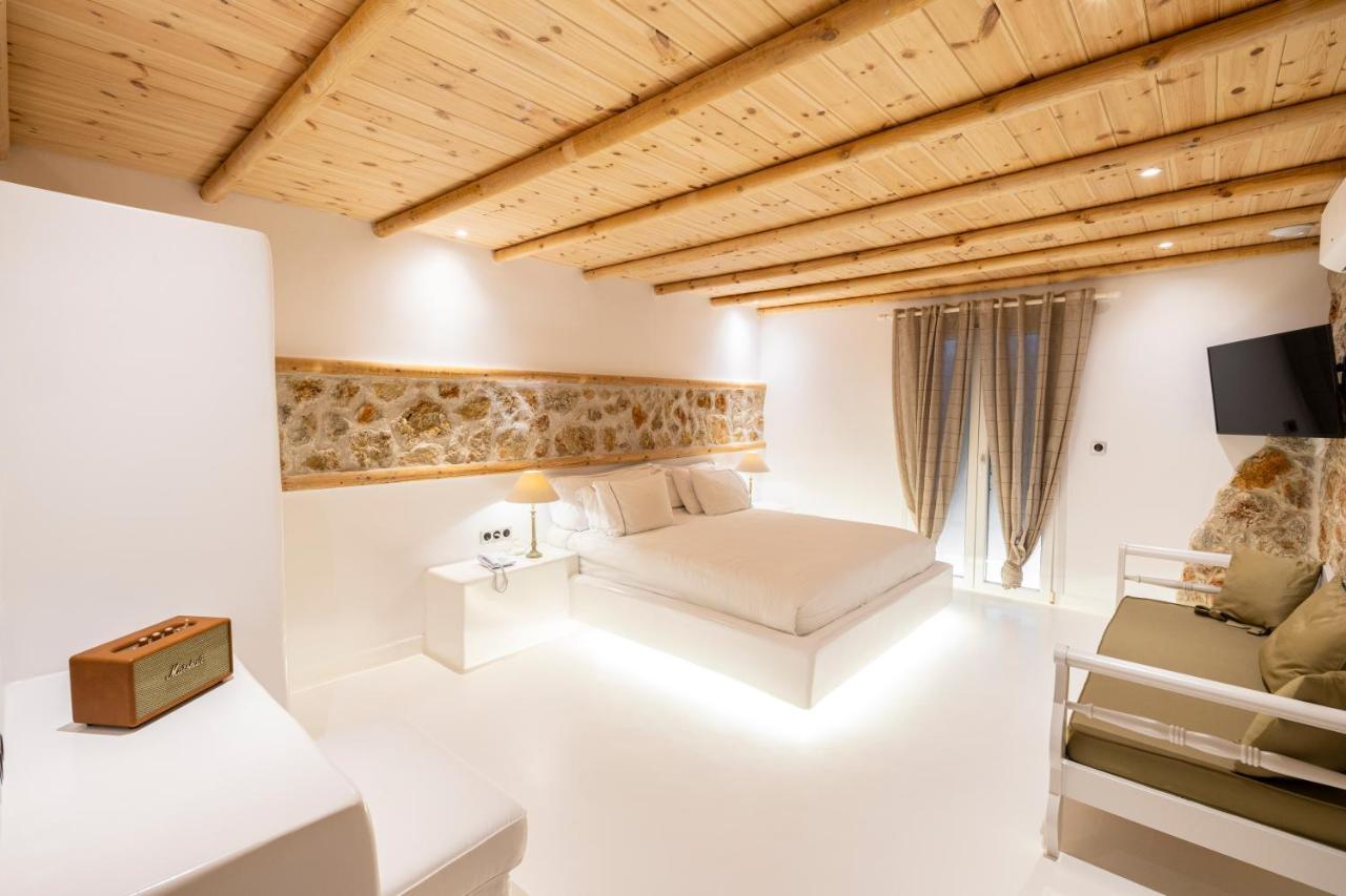 Paros Palace Buitenkant foto