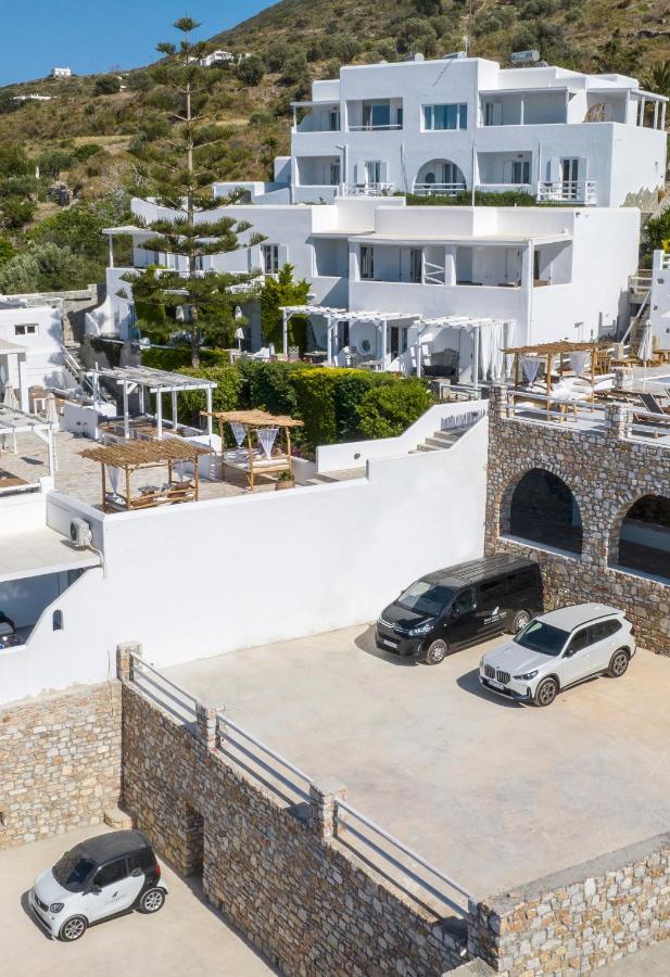 Paros Palace Buitenkant foto