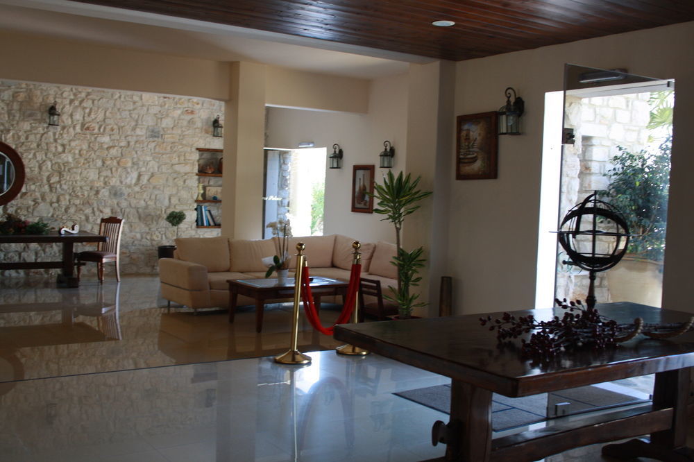 Paros Palace Buitenkant foto