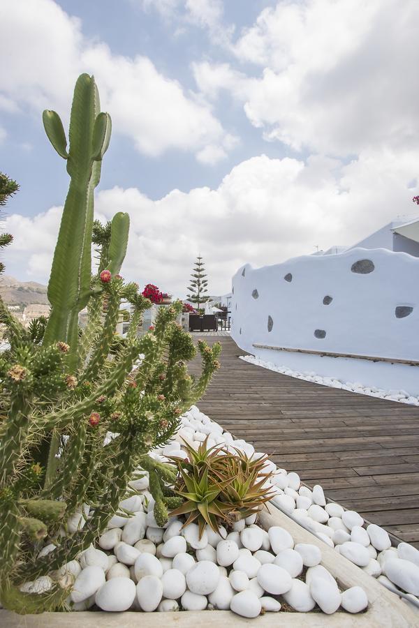 Paros Palace Buitenkant foto