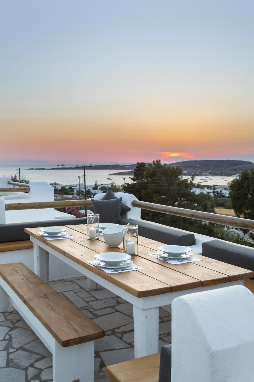 Paros Palace Buitenkant foto